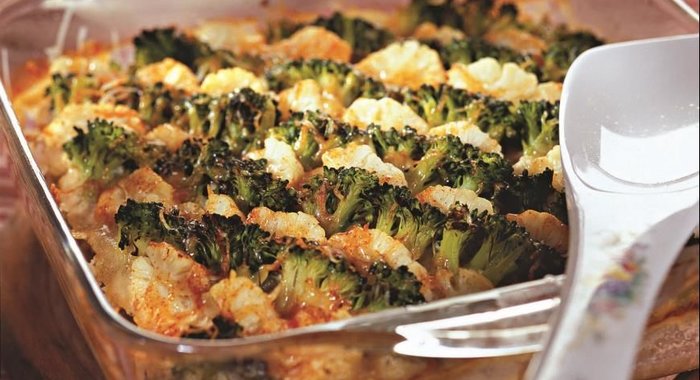 Запеканка с брокколи и цветной капустой