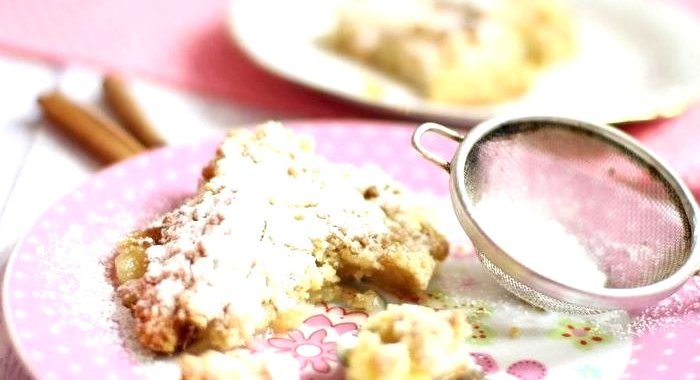 Быстрый пирог с яблоками