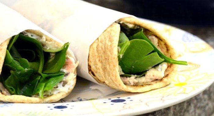 Рулет из лаваша с семгой