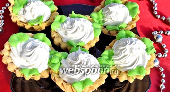 Корзинки с белковым кремом