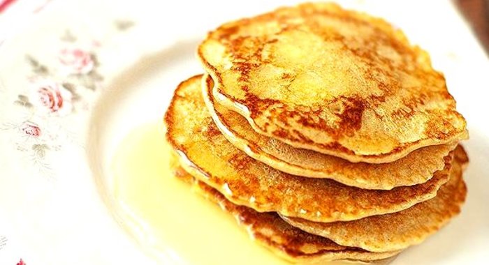 Овсяные блинчики с яблоком