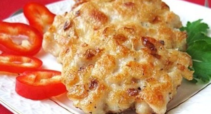 Рубленые куриные котлеты с сыром