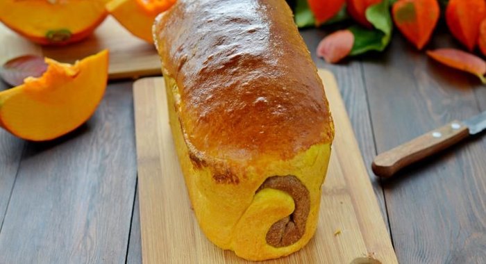 Тыквенно-шоколадный хлеб