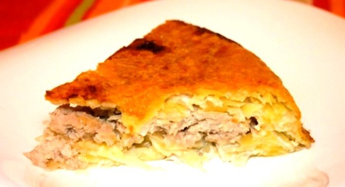 Картофельная запеканка с фаршем в мультиварке