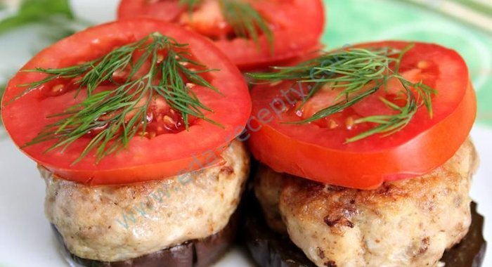 Свиные котлеты с баклажанами