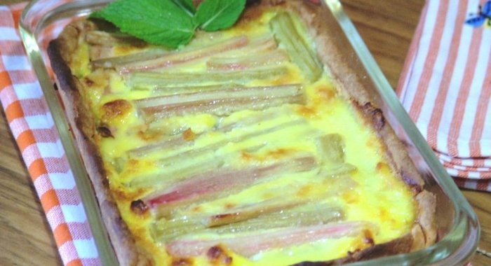 Тарт с ревенем