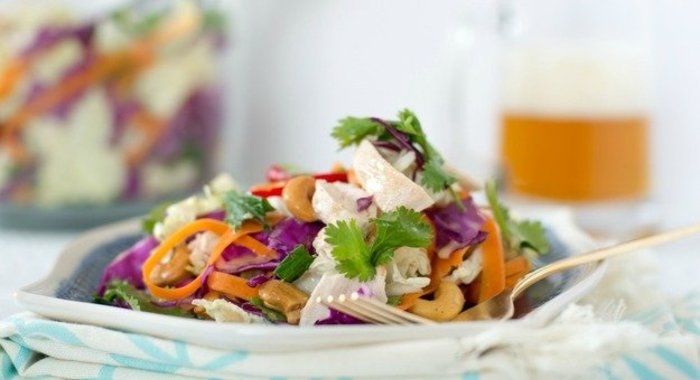 Хрустящий куриный салат