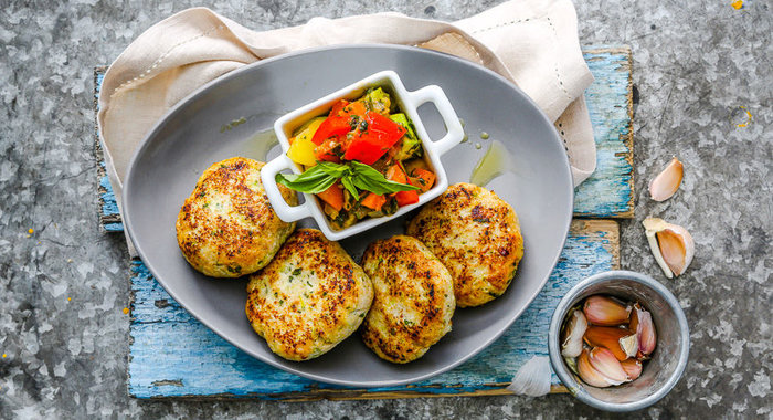 Котлеты из индейки с кабачком