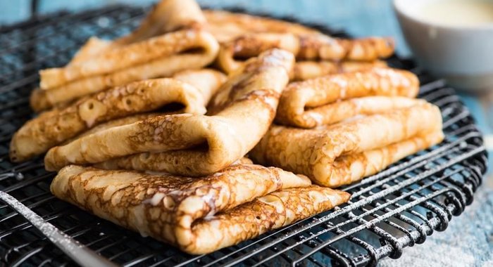 Простые дрожжевые блины