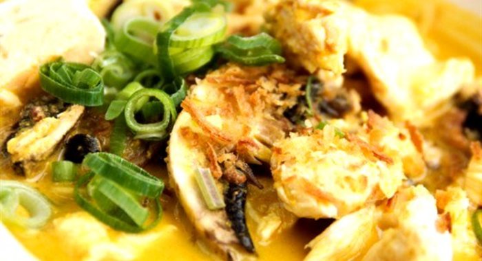 Куриные грудки с хлебно-сырным соусом чили