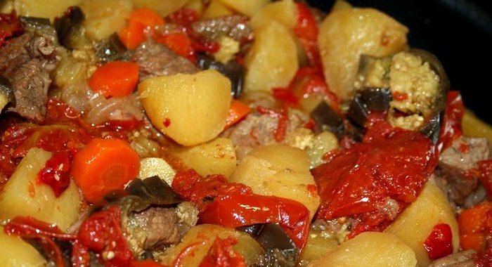 Хашлама из курицы с картошкой