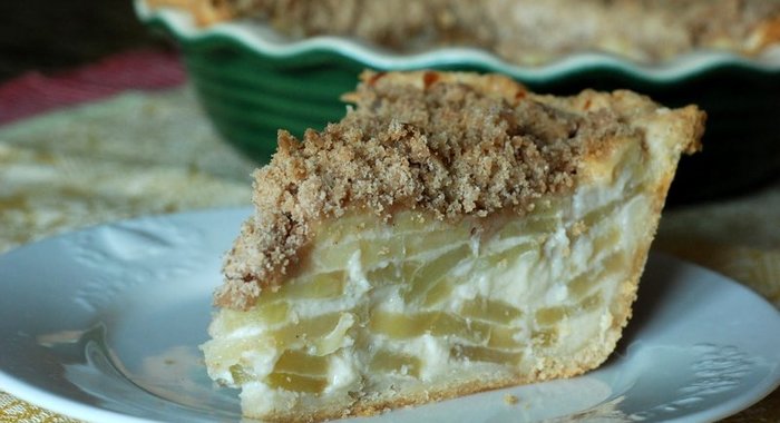 Яблочный пирог со сметаной