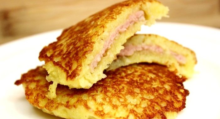 Картофельные блины с мясом