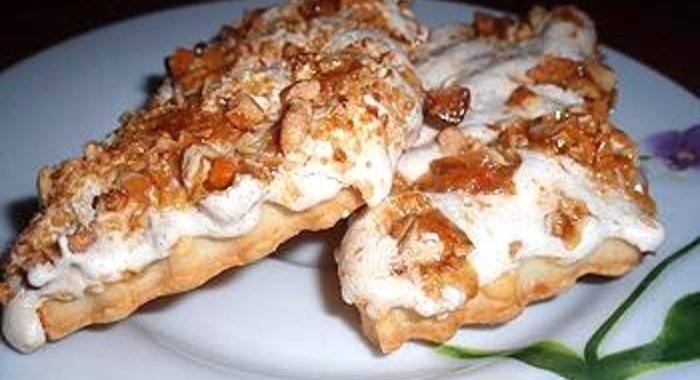 Печенье с безе и курагой Яйцо