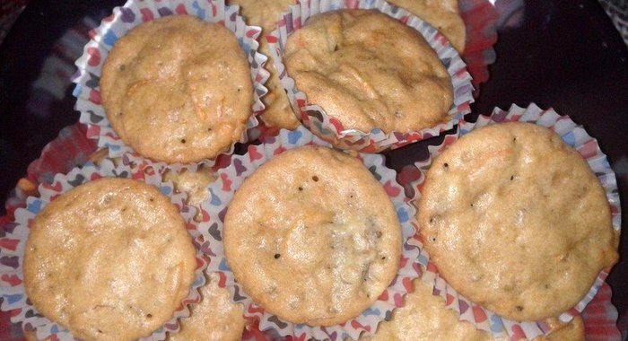 Кексы с морковью и бананом