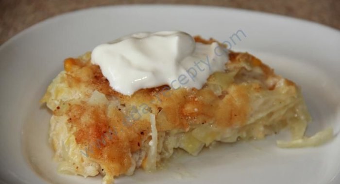 Запеканка из капусты с кукурузой и сыром