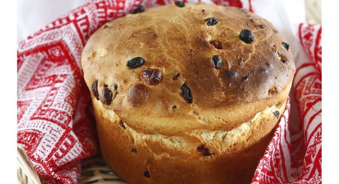 Пасхальный кулич с клюквой