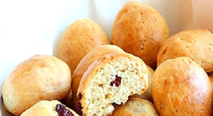 Сливочное печенье с изюмом