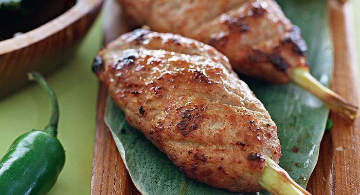 Свиные котлетки на стеблях лемонграсса
