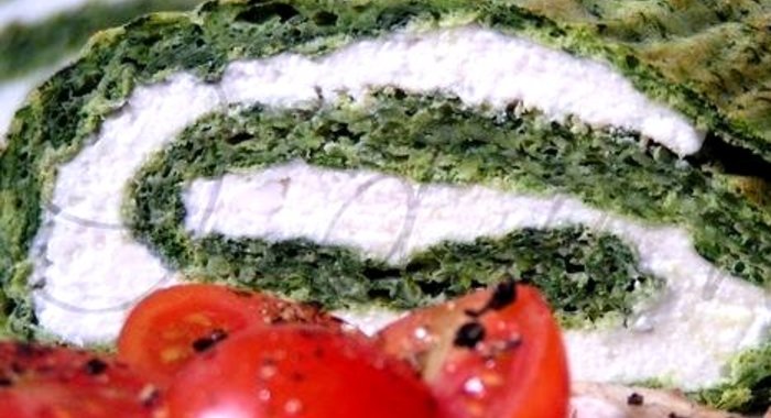 Вегетарианский рулет из шпината с творогом
