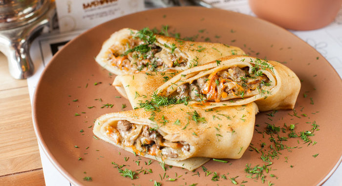 Блины с куриной печенью и морковью