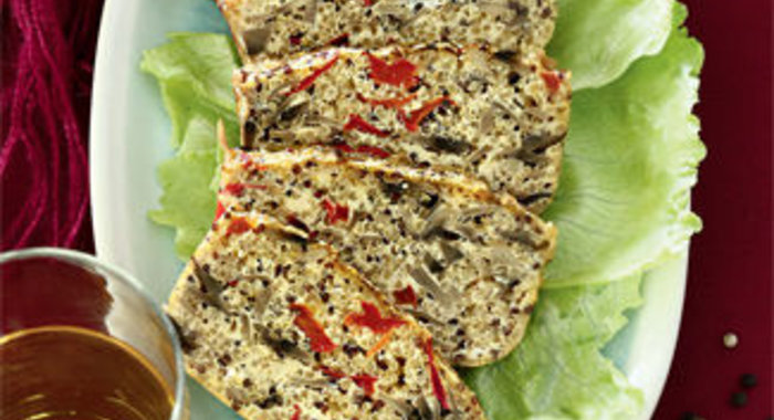 Запеканка из киноа с грибами и перцем