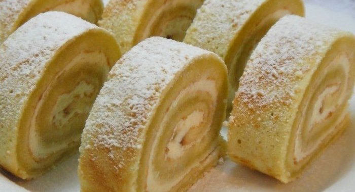 Быстрый бисквитный рулет