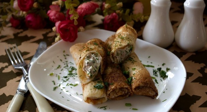 Блинные рулетики с начинкой