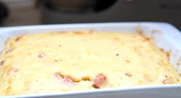 Запеканка с колбасой и сыром