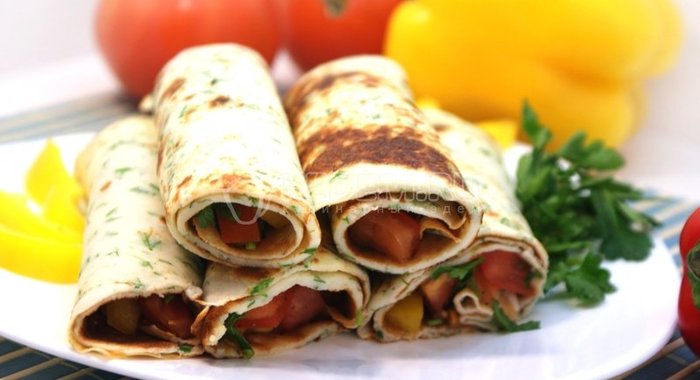 Блины с овощной начинкой