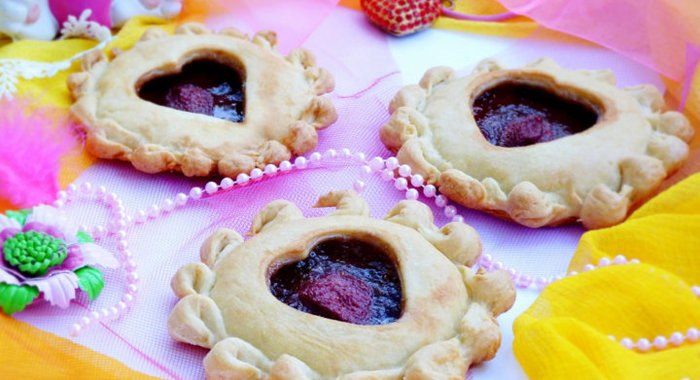 Булочки «Клубничное настроение»