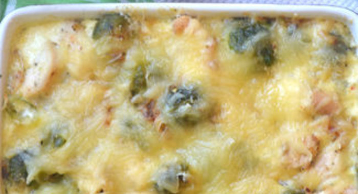 Запеканка с куриным филе и брюссельской капустой