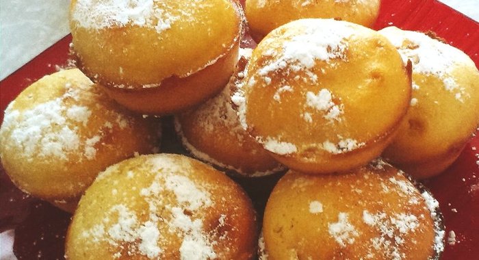 Манные маффины с курагой