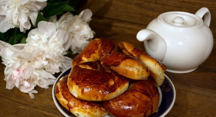 Рожки с творогом в духовке