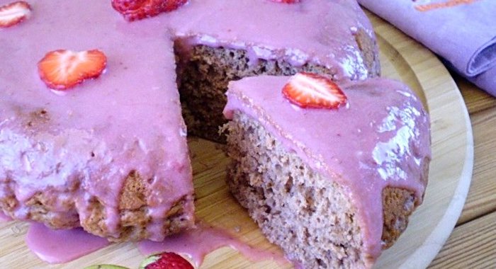 Клубничный бисквит