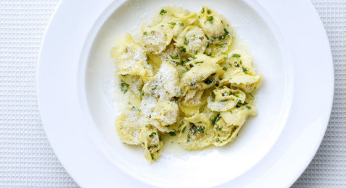 Тортеллини в сливочном соусе