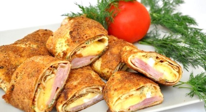 Блинчики с начинкой в панировке