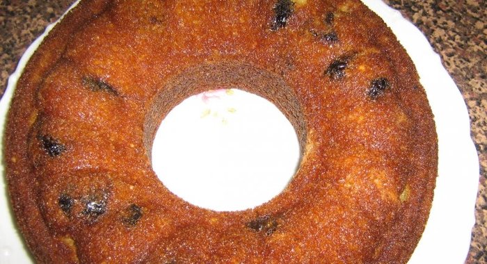 Рождественский кекс с черносливом и грецкими орехами