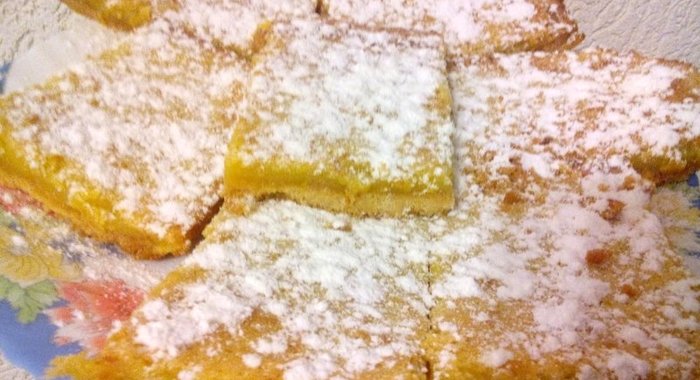 Цитрусовый торт в сахарной пудре