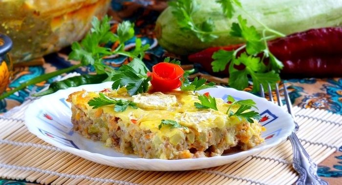 Запеканка кабачковая с мясом