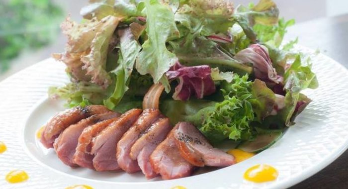 Острый салат с уткой