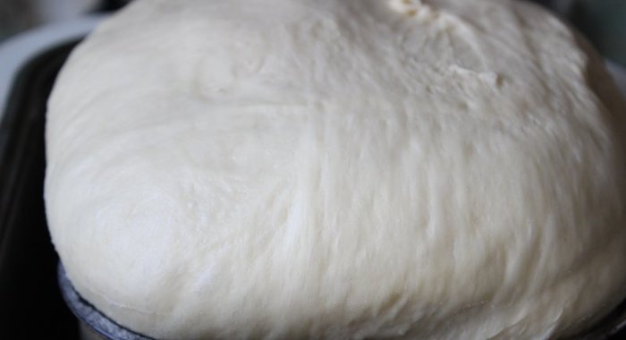 Пирожковое тесто на сметане в хлебопечке