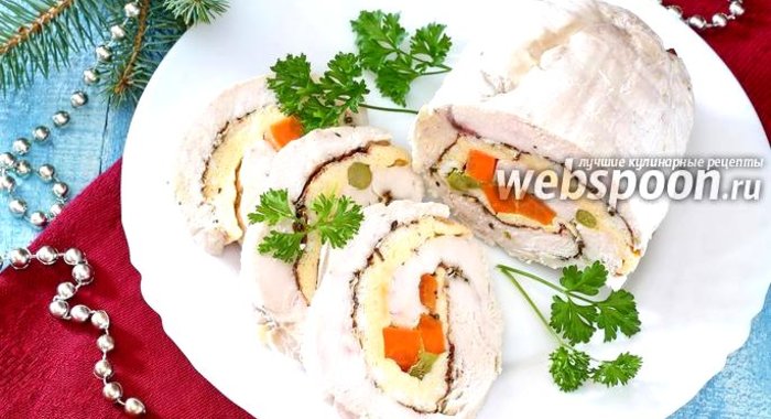 Куриный рулет с омлетом