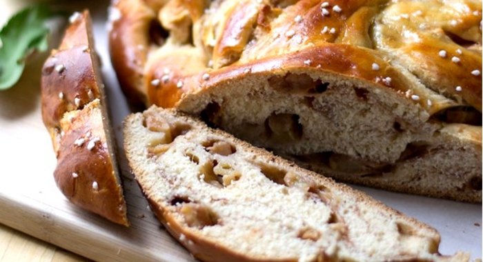 Яблочный пирог с медом