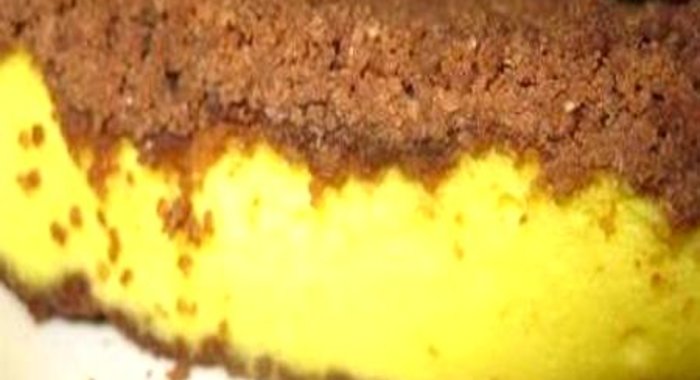 Творожная запеканка в шоколадном штрейзеле