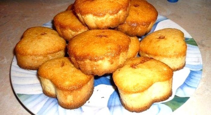 Кексы манные на кефире