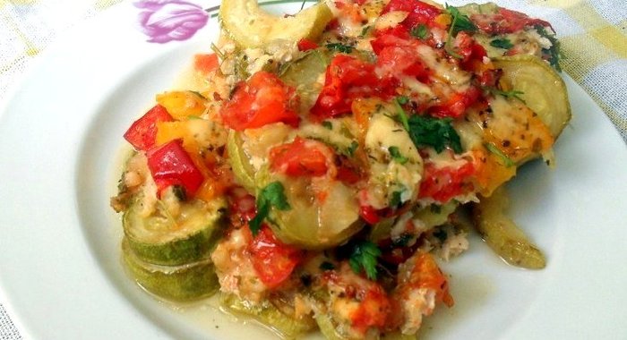 Овощная запеканка с фаршем