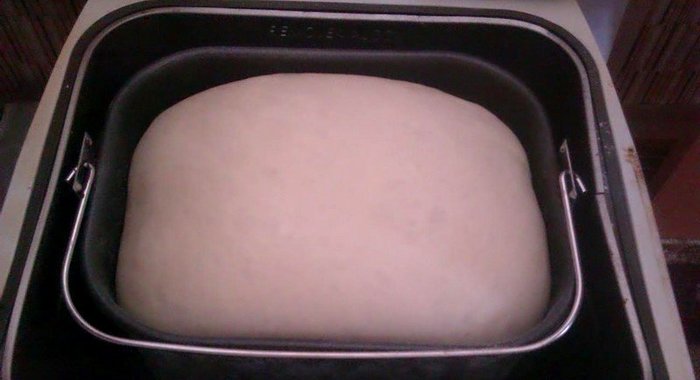 Сдобное дрожжевое тесто в хлебопечке