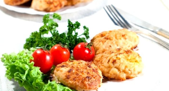 Куриные котлеты с картофелем