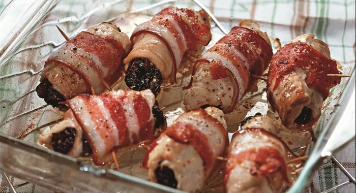 Рулеты с черносливом